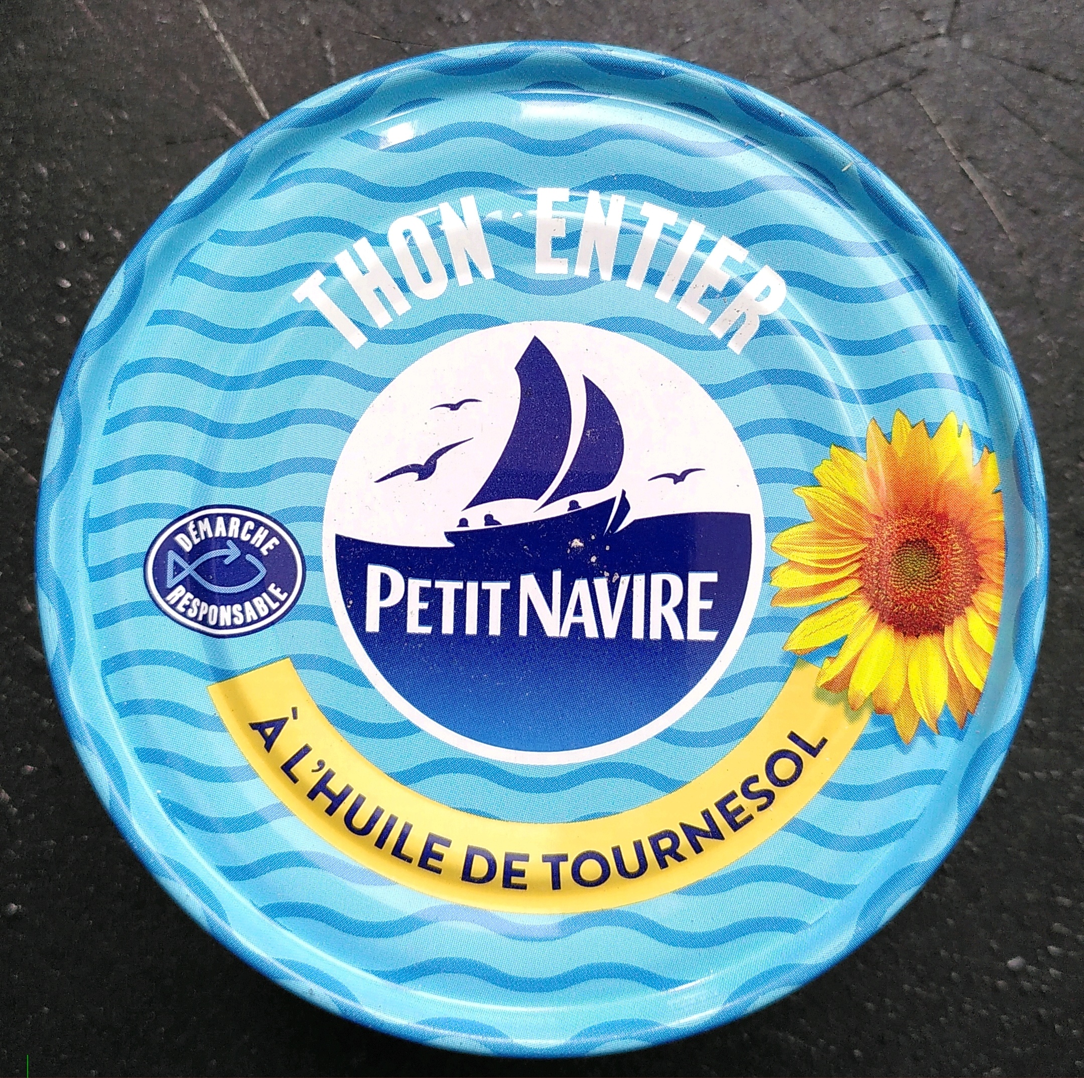 Thon entier à l'huile de tournesol Petit navire