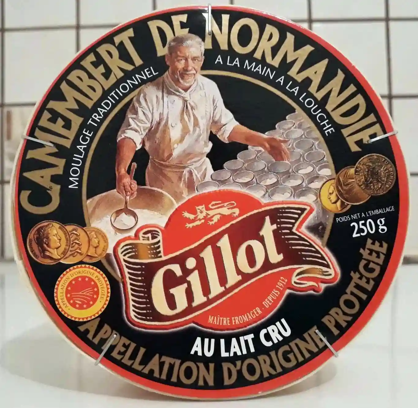 Camembert cheese GILLOT